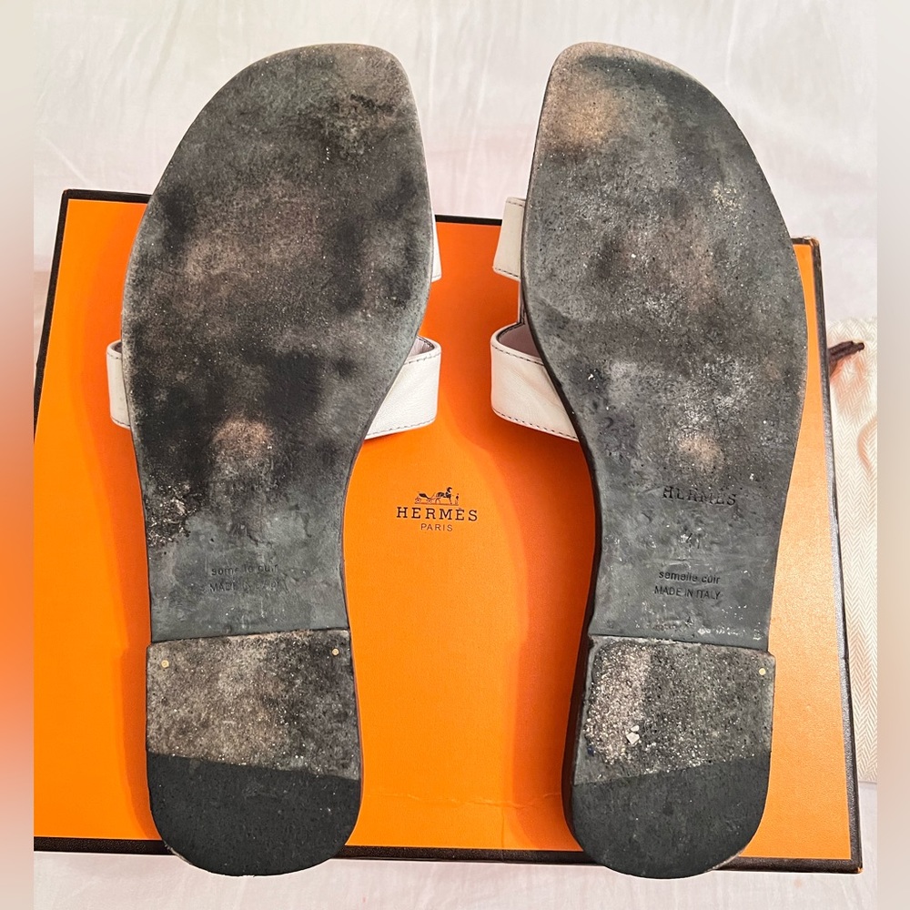SOLD‼️ Hermes Oran sandals - Picture 6 of 11